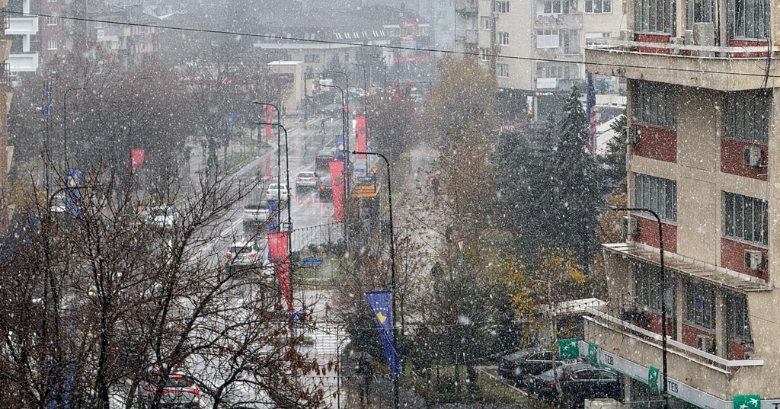 reshjet e vazhdueshme mund te shkaktojne veshtiresi ne komunikacion