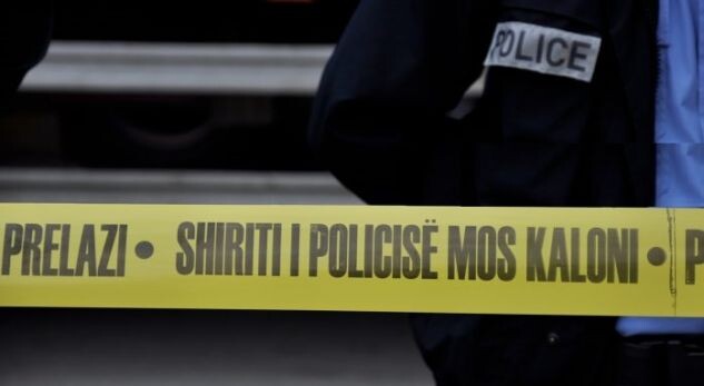 Një 74-vjeçar gjendet pa shenja jete në rrugë në Ferizaj, Policia: Vdekje natyrale