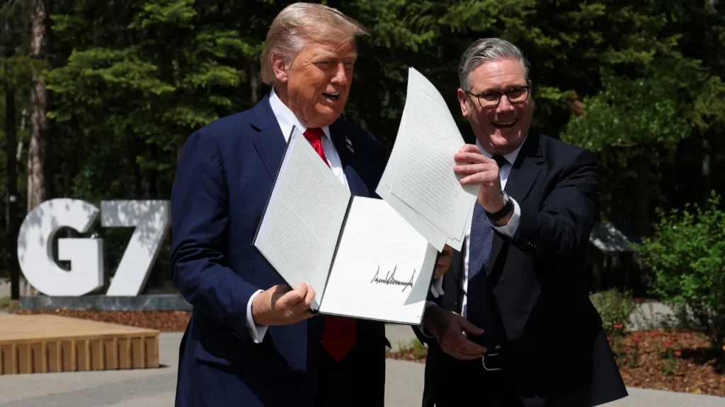 Irani të kthehet në tryezën e negociatave!”/ Trump bisedon në telefon me Starmer, diskutuan për programin bërthamor të Teheranit