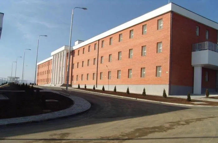 Mungesë transparence për marrëveshjen Kosovë-Danimarkë për qiranë e burgut në Gjilan