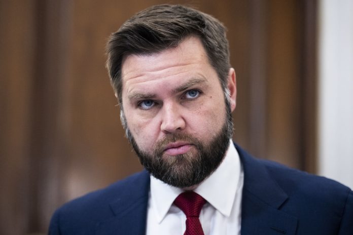 JD Vance: Mbyllja e Ngushticës së Hormuzit do të ishte një akt vetëshkatërrues për Iranin