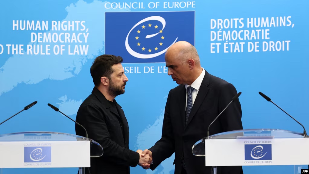 Zelensky nënshkruan ujdi me Këshillin e Evropës për themelimin e një tribunali për krime lufte