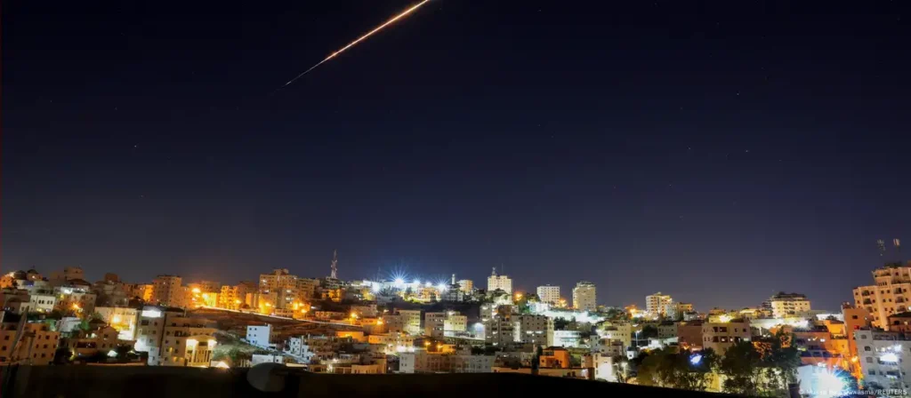 Iran-Izrael: A ka diplomacia ende një shans?