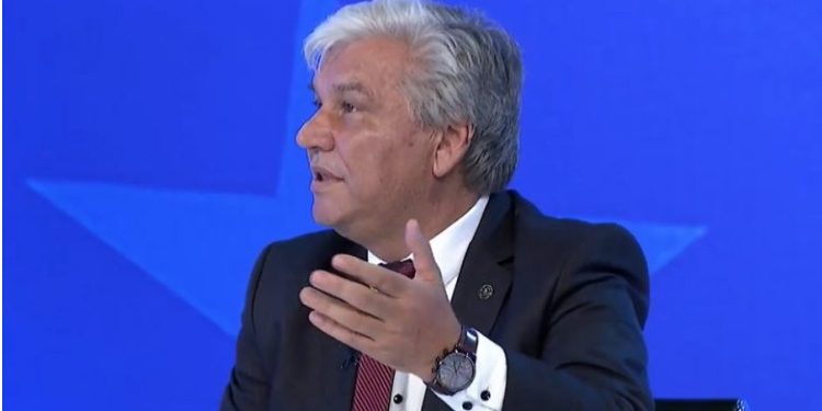 Çka i pret deputetët nëse nuk e konstituojnë Kuvendin brenda 30 ditëve?
