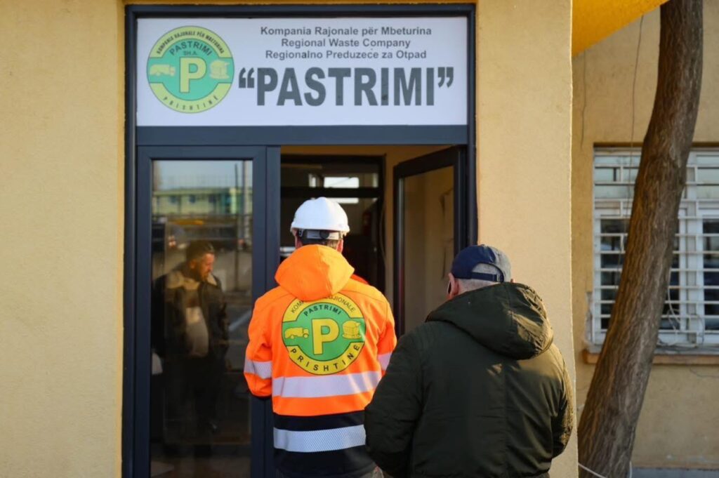 “Pastrimi” e Prishtinës kthehet në terren, rifillon punën