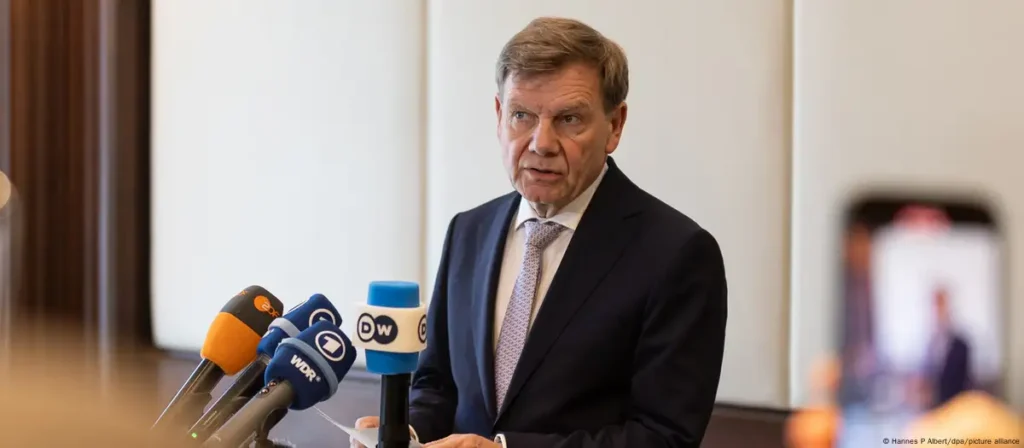 Politika gjermane në Lindjen e Mesme përballet me presion