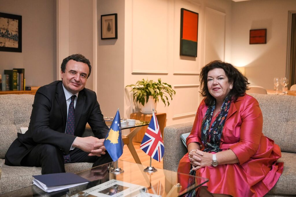 Dame Karen Pierce dhe albin kurti