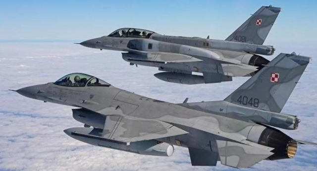 Rrezik lufte?! Polonia rrëzon mbi 10 dronë rusë në hapësirën e saj ajrore: Akt agresioni, jemi në kontakt me NATO-n!