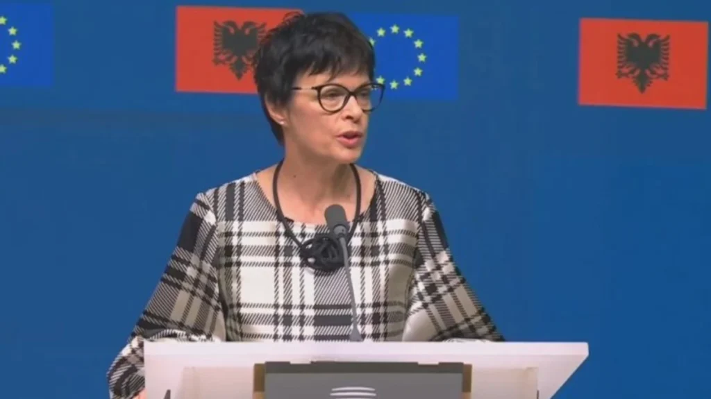 “Shpejtësia e Shqipërisë është mbresëlënëse”, Marta Kos-Ramës: Vazhdoni me këtë ritëm