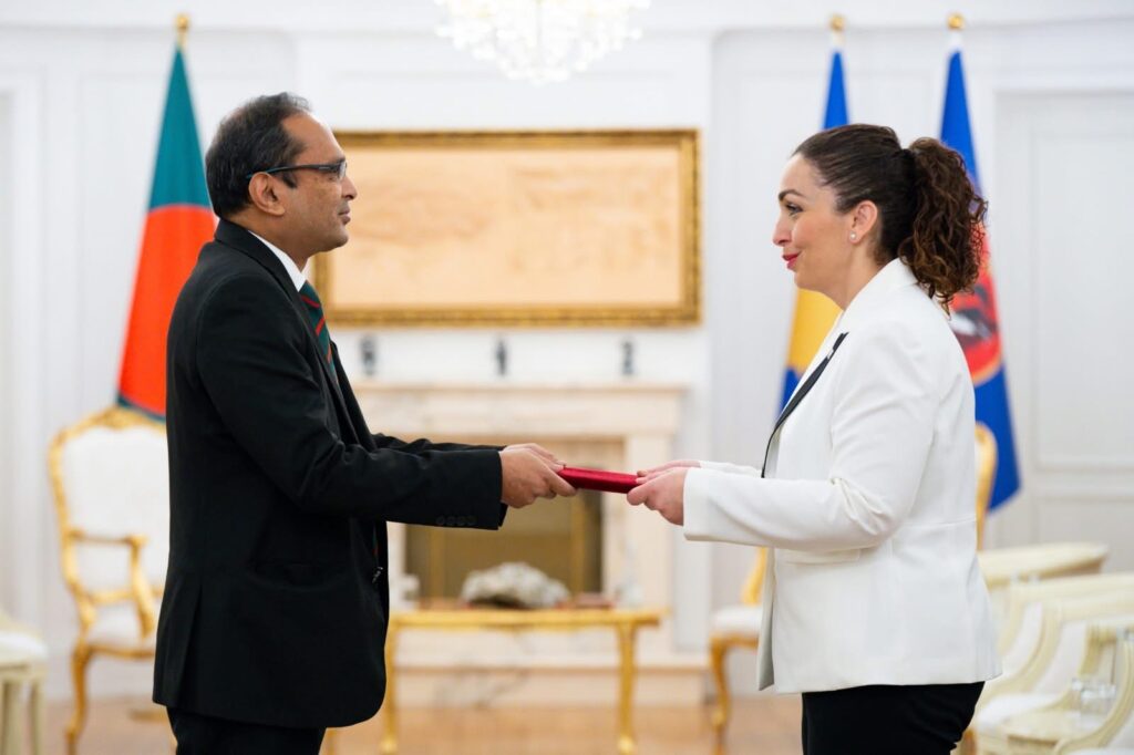 Presidentja Osmani pranoi letrat kredenciale nga Ambasadori i ri i Bangladeshit, z. Muhammad Zulqar Nain