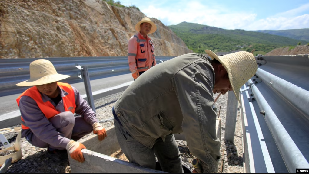 E sanksionuar nga SHBA-ja, kompania kineze garon për tender në ndërtimin e autostradës së Malit të Zi