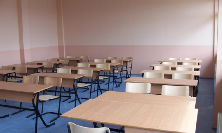 Anulohet procesi mësimor në Prishtinë për shkak të motit të keq