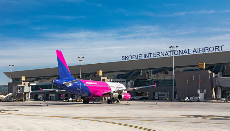 Ankth në ajër! Fluturimi Venecia-Shkup i Wizz Air bllokohet për 2 orë, më pas devijon në Kosovë