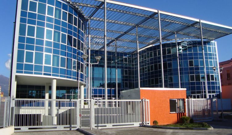 SPAK çon për gjykim 27 anëtarë të 7 grupeve kriminale, mes tyre06 dhjetor 2025 Martinaj dhe ish deputeti i PS Ndoka! Akuza për vrasje e trafik droge