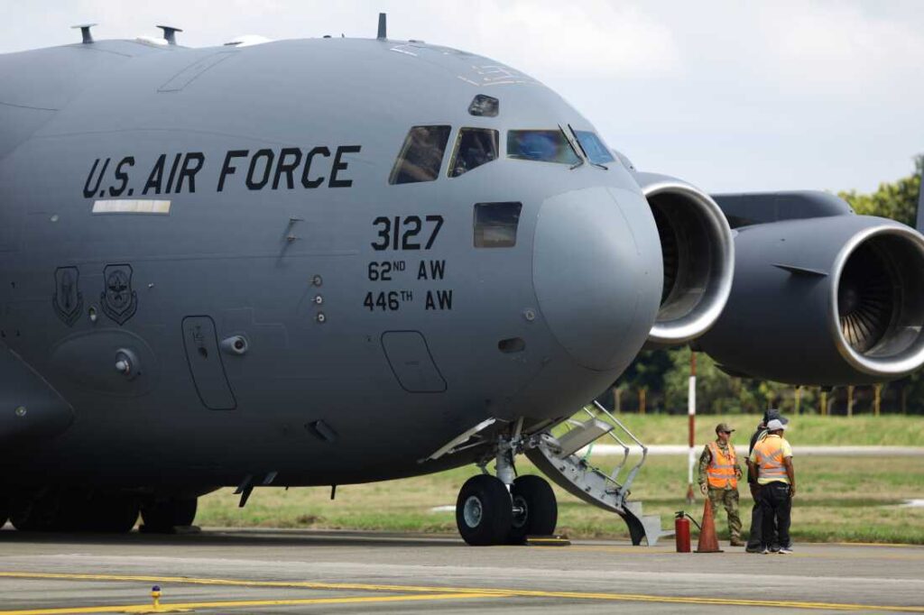 Kosova nis pranimin e migrantëve të deportuar nga SHBA-ja, sipas marrëveshjes me Trump