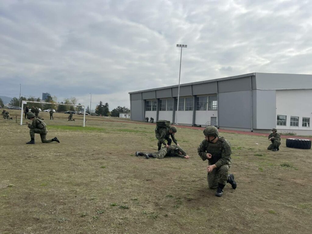 FSK kryen Kursin “Medik Luftarak” për pjesëtarët e Forcave Tokësore, sipas standardeve të NATO-s