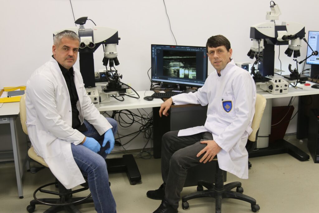 Ekspertët e Agjencisë së Kosovës për Forenzikë arrijnë sukses ndërkombëtar në ekzaminimin e armëve