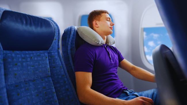 Sulm seksual në avion: 38-vjeçari indian dënohet në SHBA, përballet me deri dy vjet burg